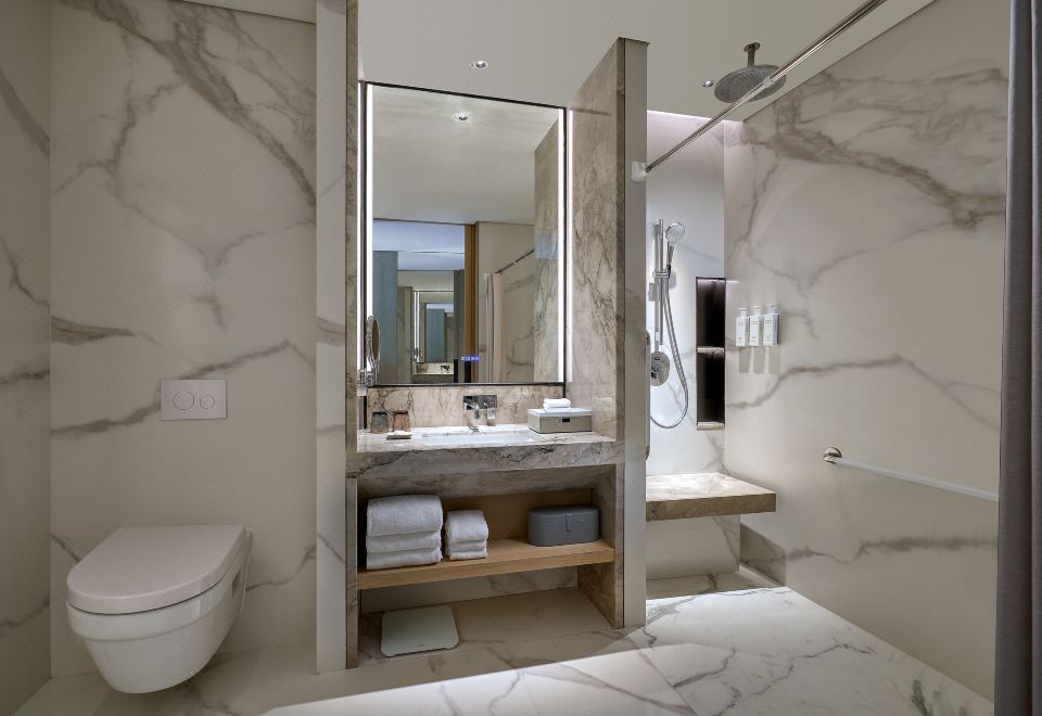 Grand Ocean View Hotel ZhuhaiGuestroom - With View