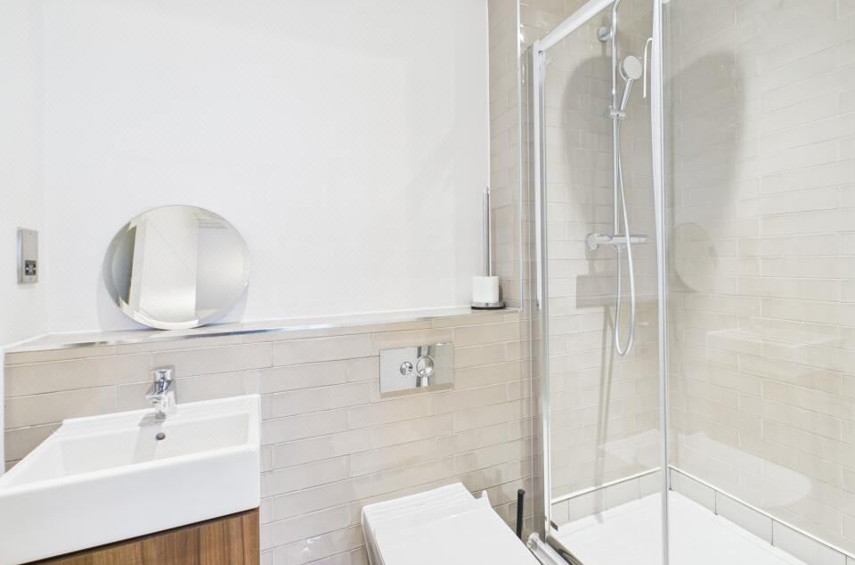 SevenStays Ashford - 2BR Luxury ApartmentsTwo-Bedroom Apartment