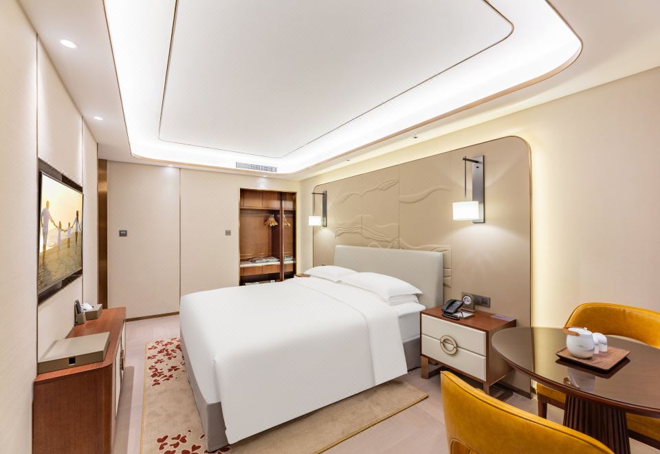 巨幕影音套房【院线电影+JBL音响+100英寸巨幕】