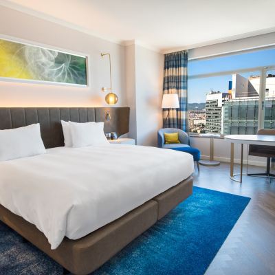 FAMILY EXECUTIVE CONNECTING ROOM Hilton Diagonal Mar Barcelona Promo Code