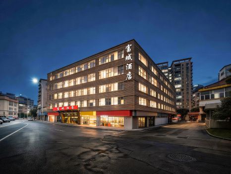 Fuyu Hotel