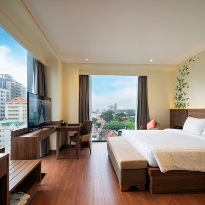 Executive Park View Non Smoking Northern Charm Hotel Promo Code