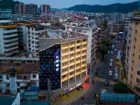Fengkai Riverside Hotel Hotels in Fengkai County