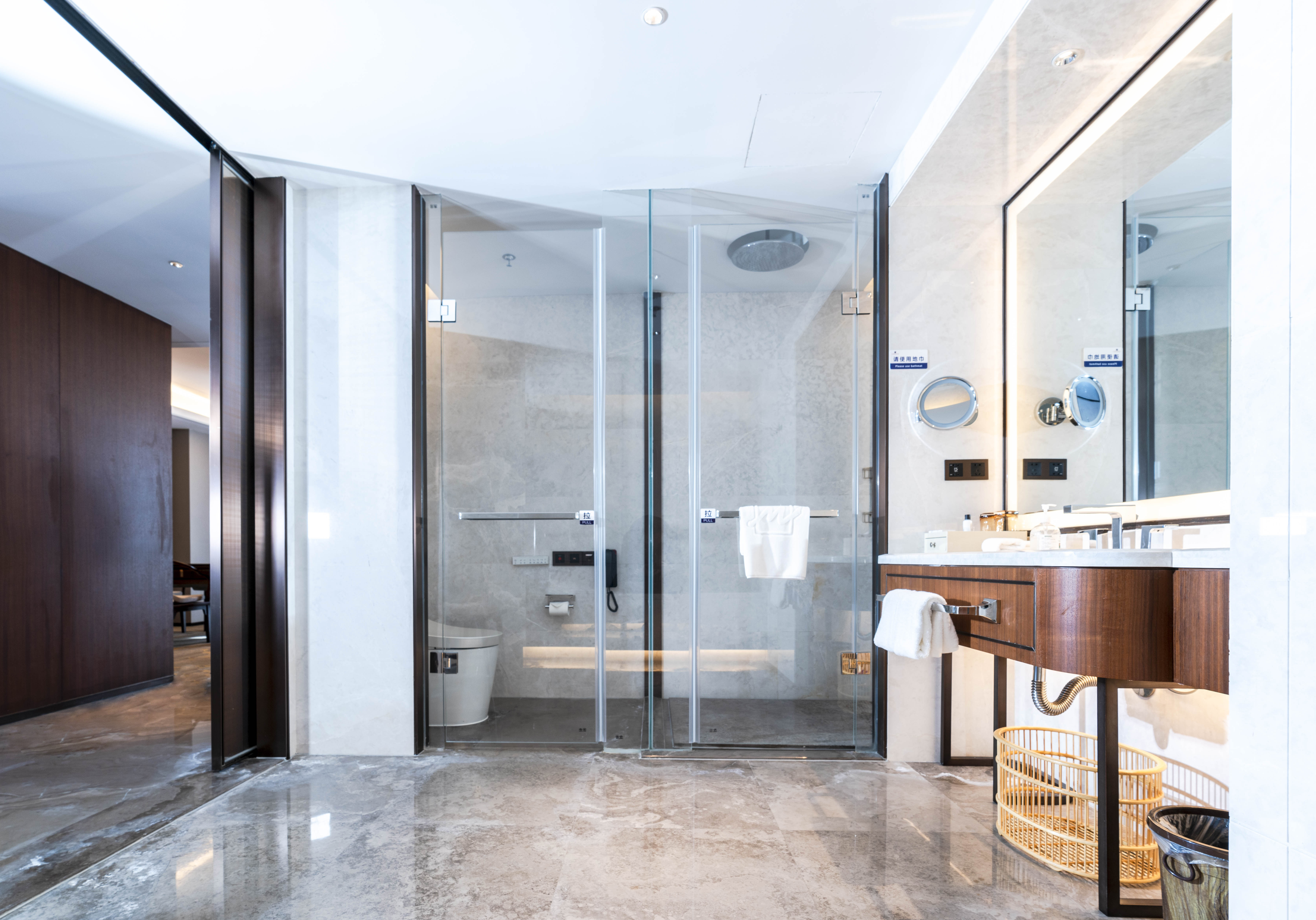 海景行政大床房