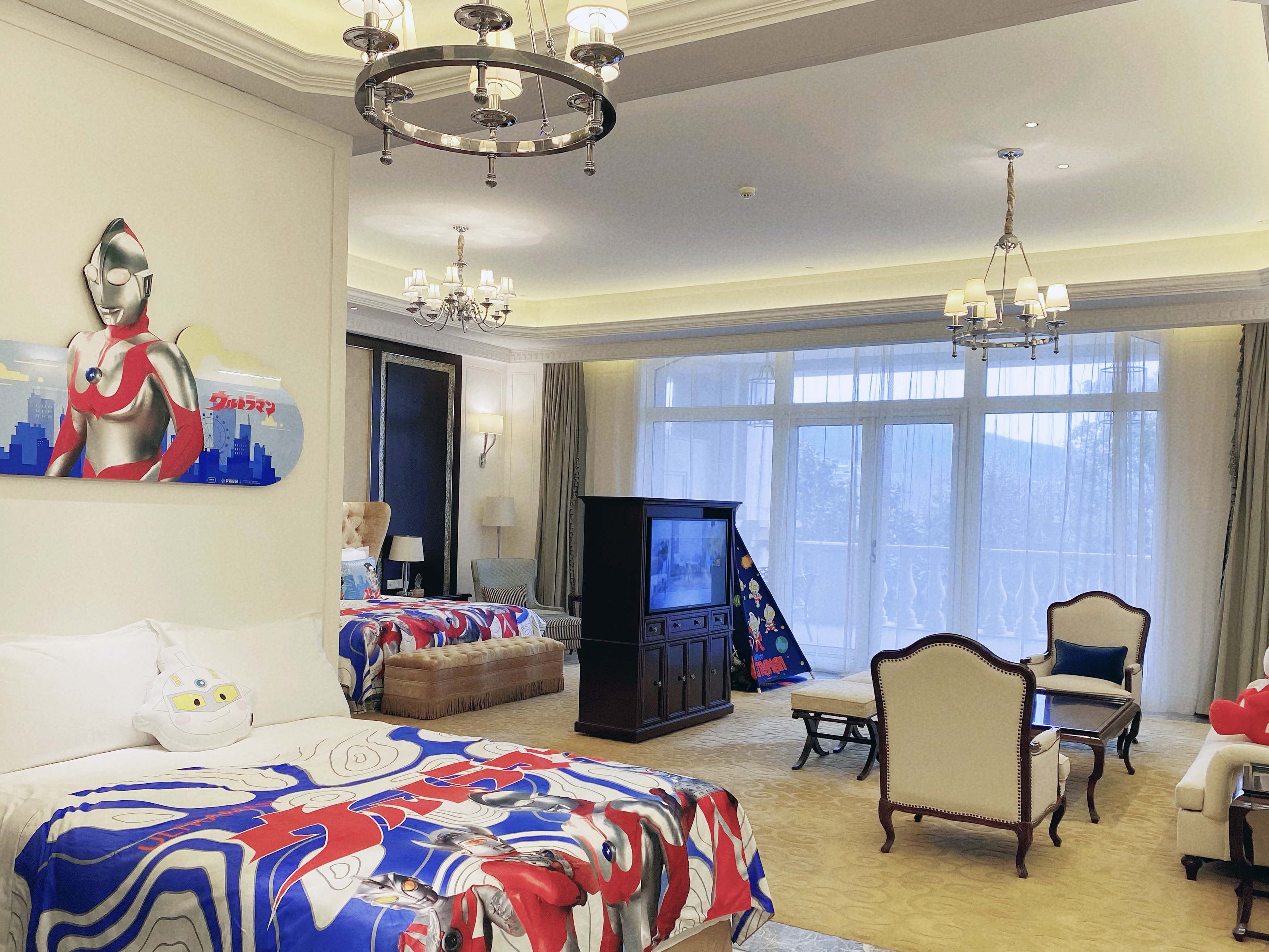 奥特曼主题亲子家庭套房（大客厅，奥特曼玩偶，浴缸）