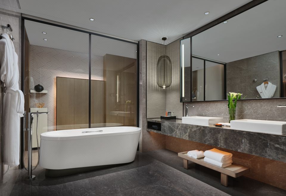 Crowne Plaza QidongFamily Room