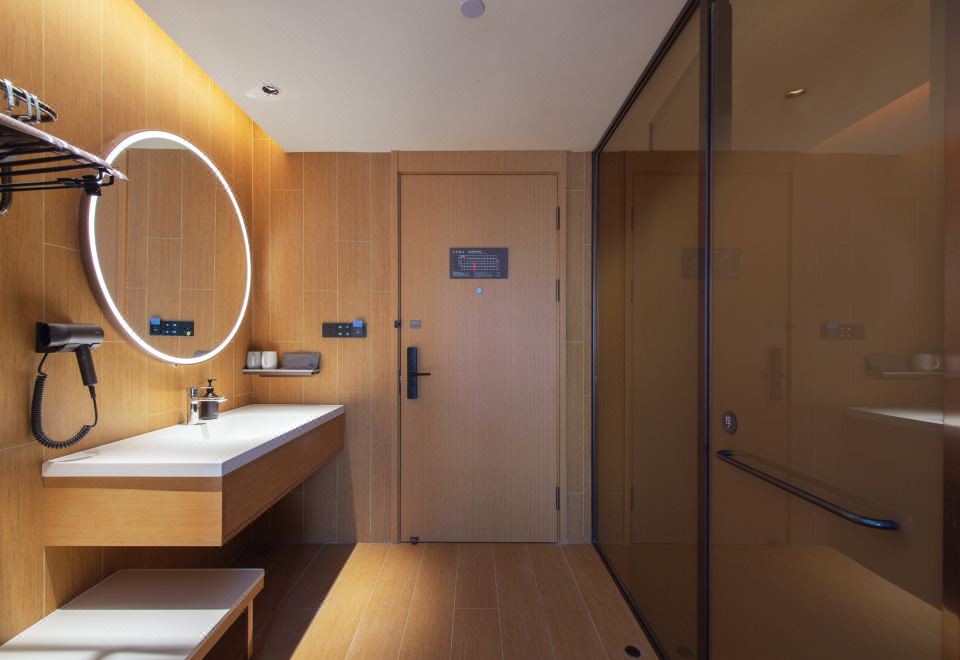 商務大床房【都市謐境·東方雅韻· 零壓床品】