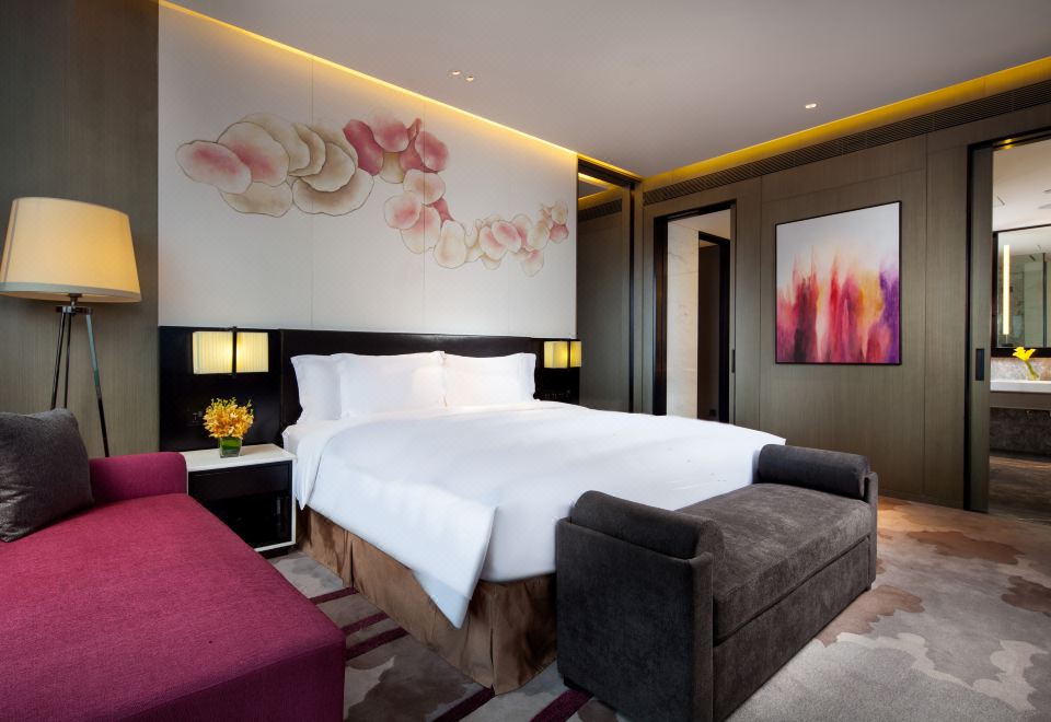 Crowne Plaza KunshanOne-Bedroom Suite