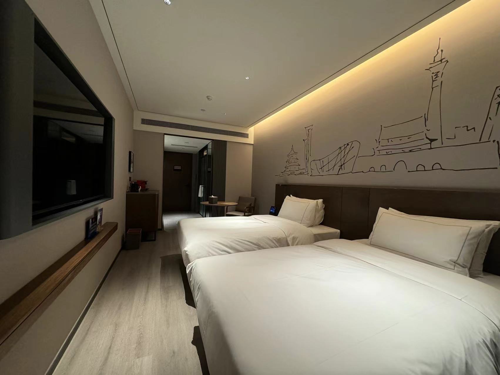 豪华双床房 （皮爷胶囊Coffee机+智能客控+零压床垫）