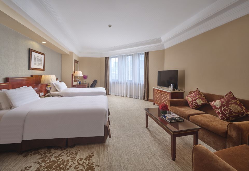Jin Jiang Park Hotel ShanghaiDeluxe Twin With Streetscape