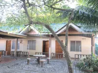 July's Haven Seaside Pension Camiguin のホテル