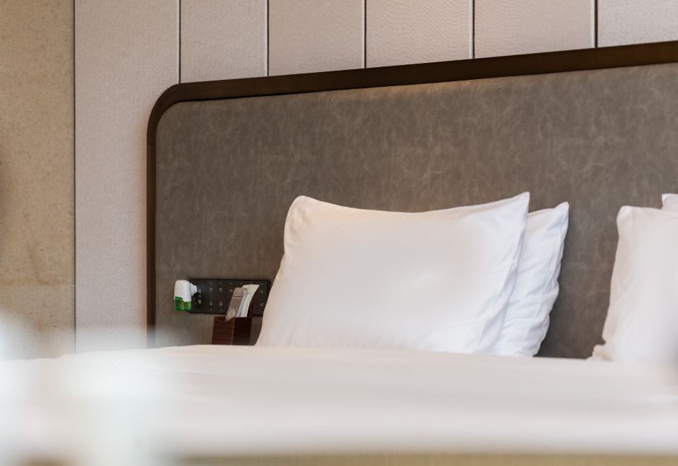 集韻?海景露臺大床房