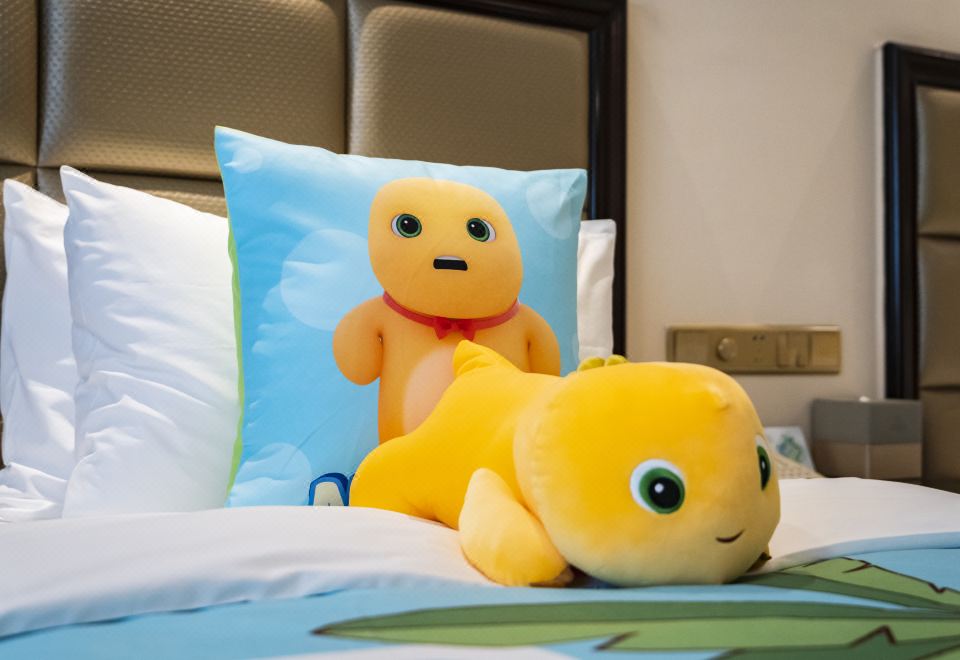 Jinling Mandarin Garden Hotel NanjingLittle Milk Dragon Family Twin Room