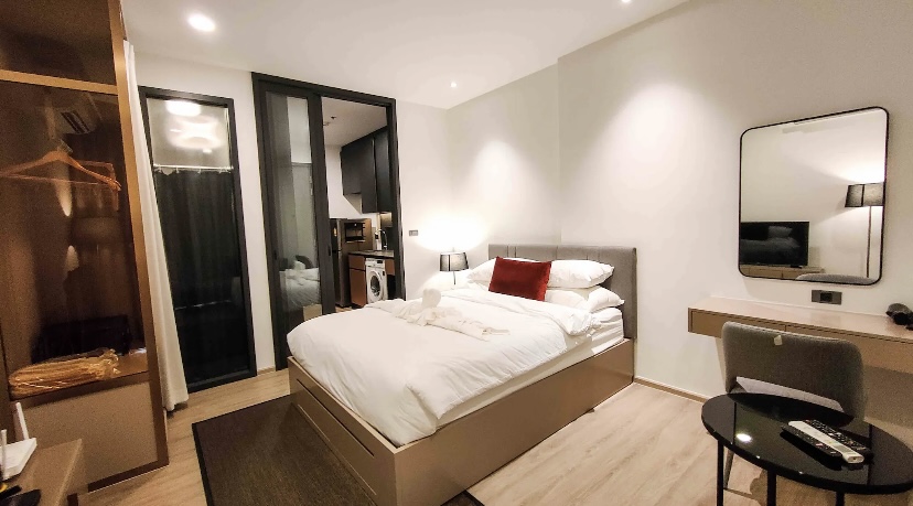 標準街景大床房