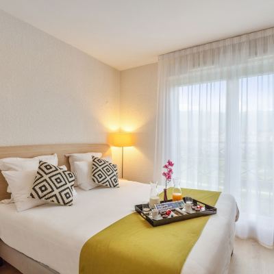 Double Studio Zenitude Hôtel - Résidences Divonne Confort Promo Code