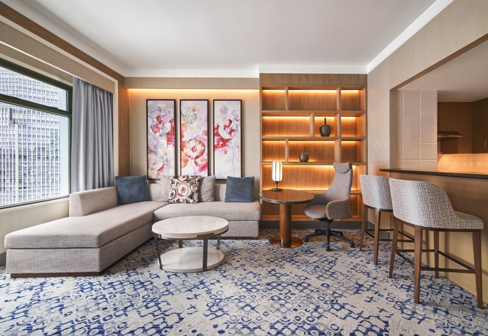 Sheraton Saigon Grand Opera HotelClub Lounge Access, Larger Suite, 1 King