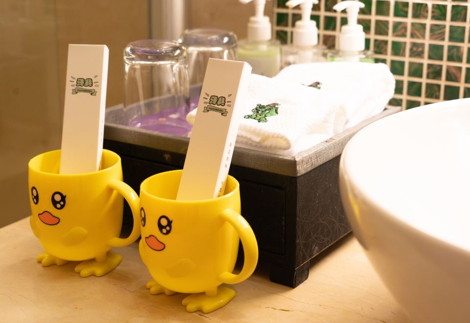 小飞象亲子大床房