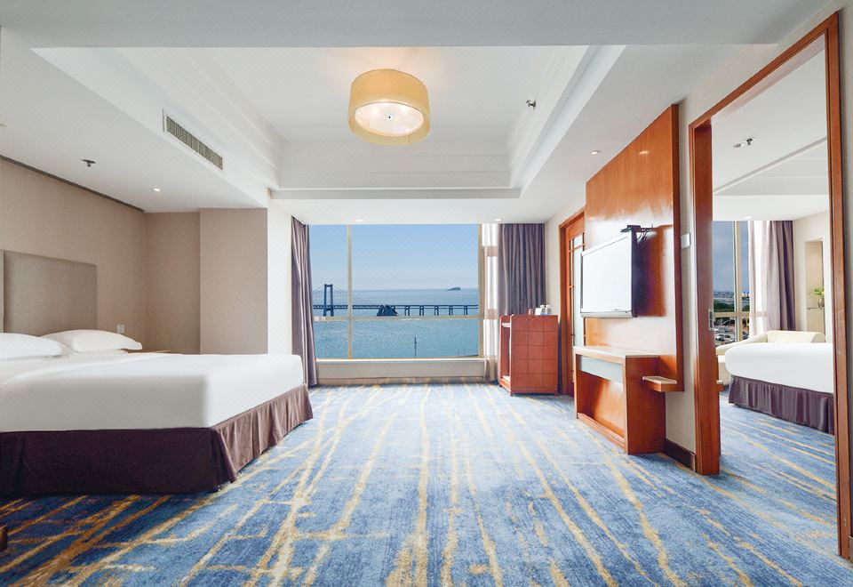 180°最美海景·乐享家庭三人套房