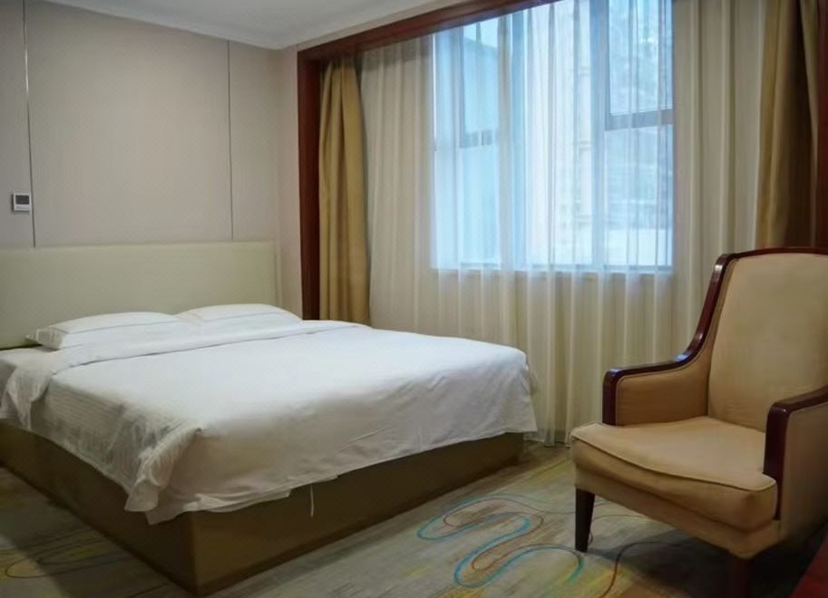 两室家庭房（便捷式床围+浴缸+冰箱）