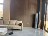Four Seasons Hotel