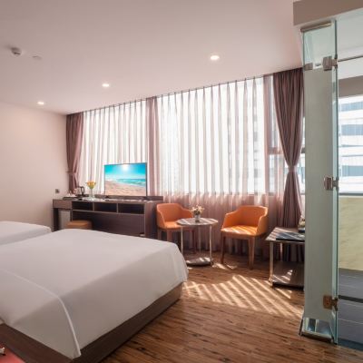 城景豪華三人房 芽莊V酒店優惠