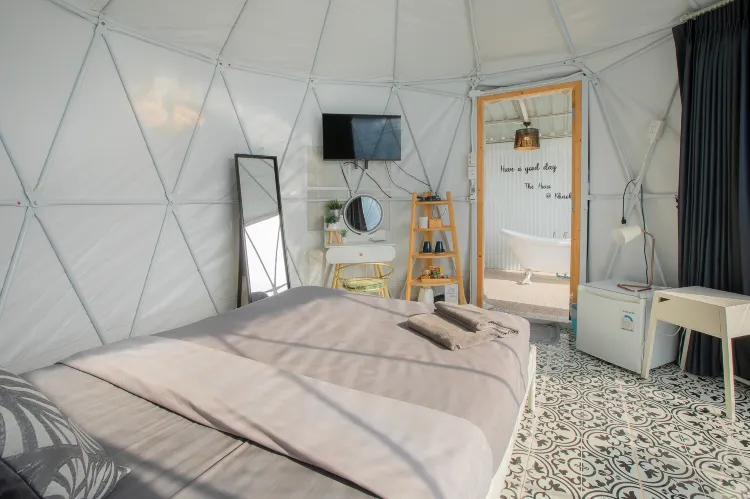 เอ็กซ์คลูซีฟเต็นท์ พร้อมอ่างอาบน้ำ