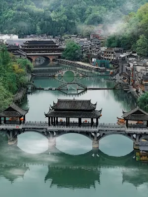 YIQUAN RIVERVIEW B&B (TUO RIVER, YUNQIAO) Hotels in 