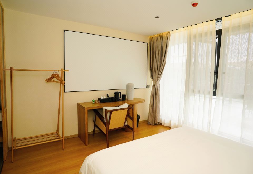 晨光映池?觀池大床房（智能客控?百寸投影?智能馬桶）