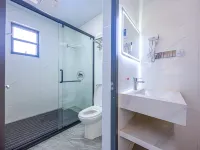 Luoding City Story Hotel Các khách sạn ở La Định