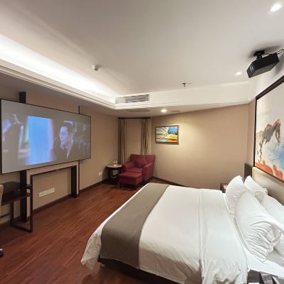 90寸巨幕影院大床房（VIP會員看電影+一鍵投屏） 恆新商務飯店（東莞厚街萬達廣場店）優惠