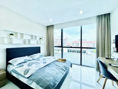 JR Homestay@93 Kozi Square Hotel di 