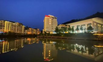 Guidong Hongyun Business Hotel