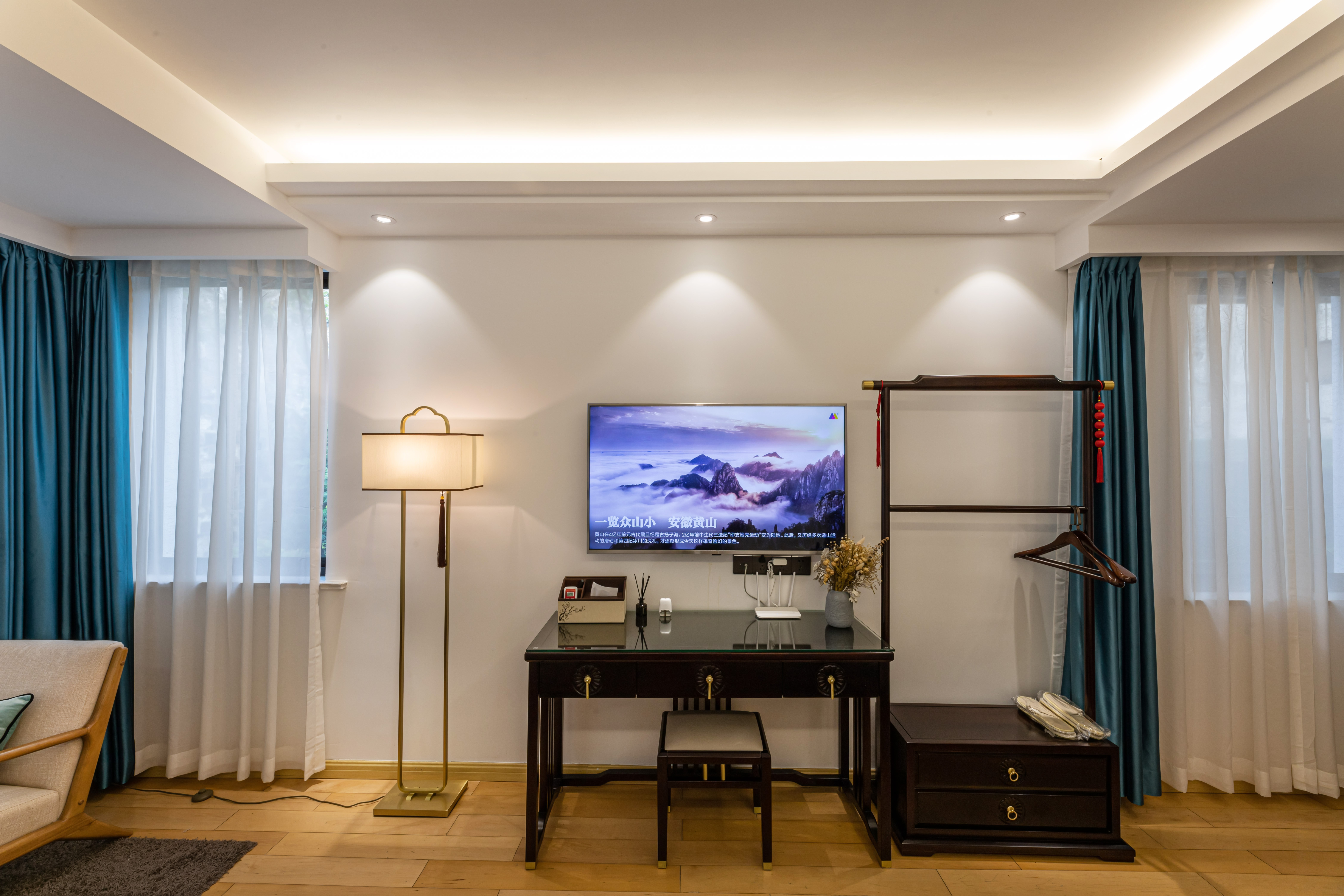 精品六室一厅套房（内设麻将机）