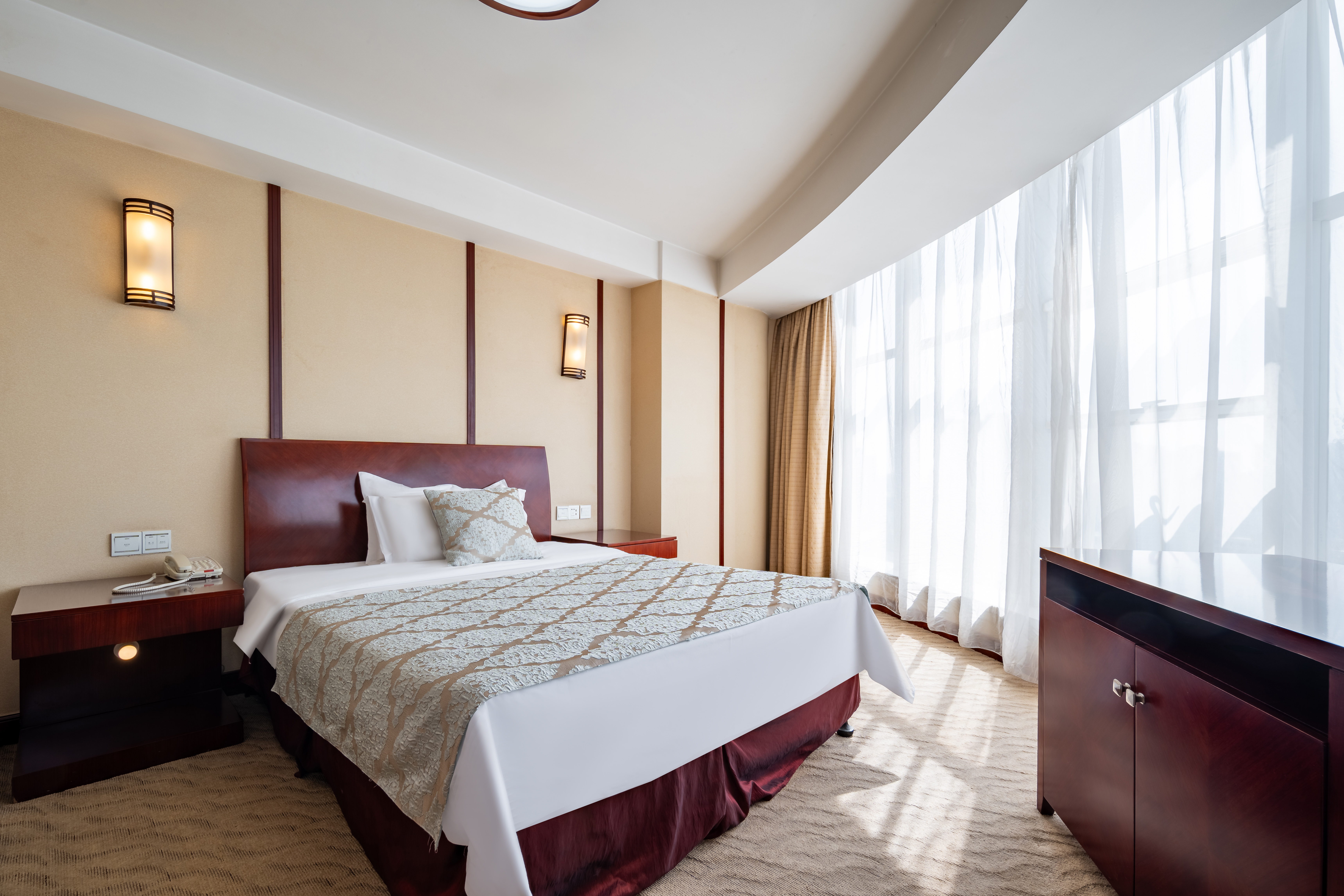 Exclusive Holiday Suite