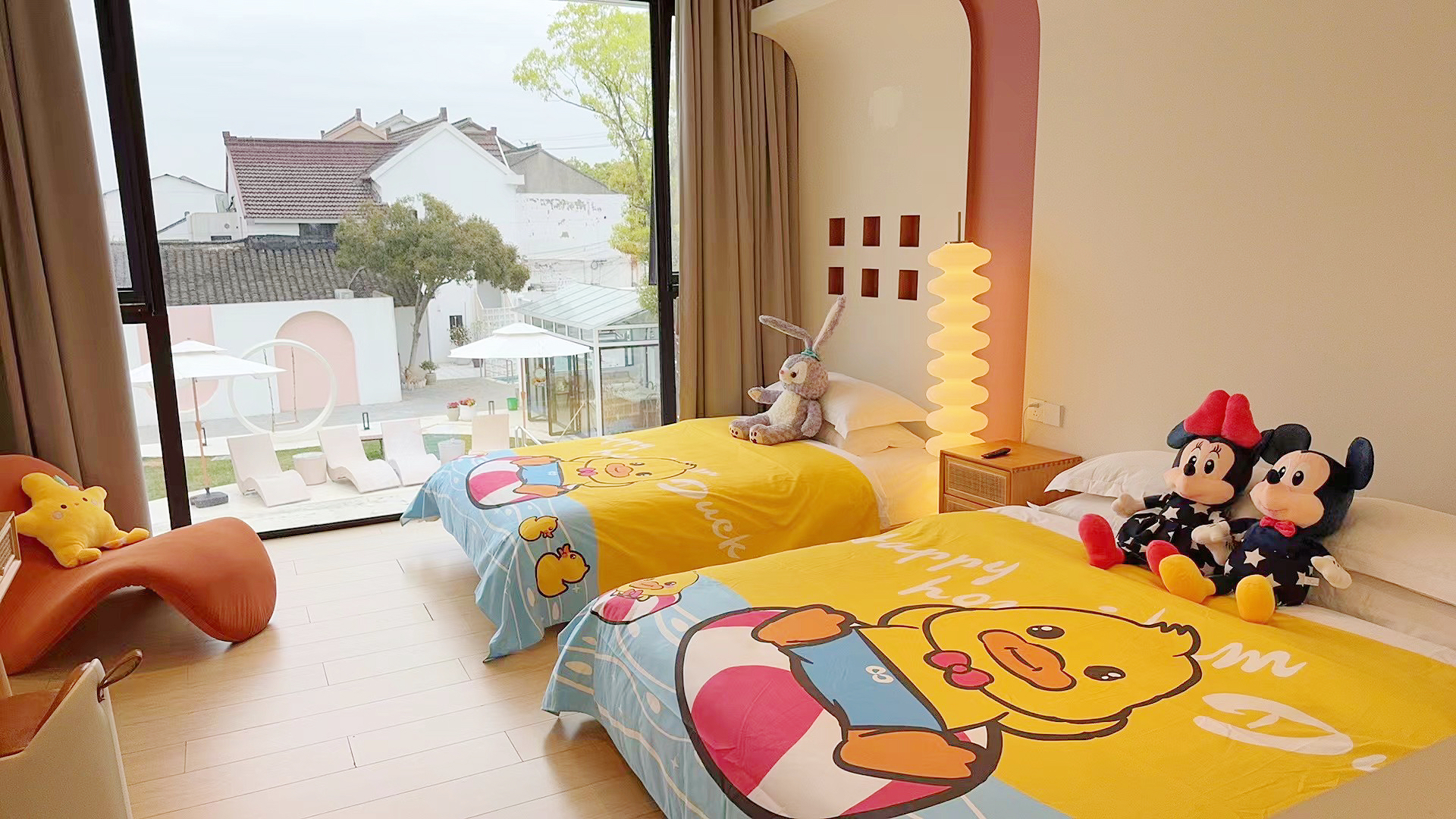 小可爱亲子双床房-180度全景（100寸投影+智能马桶）