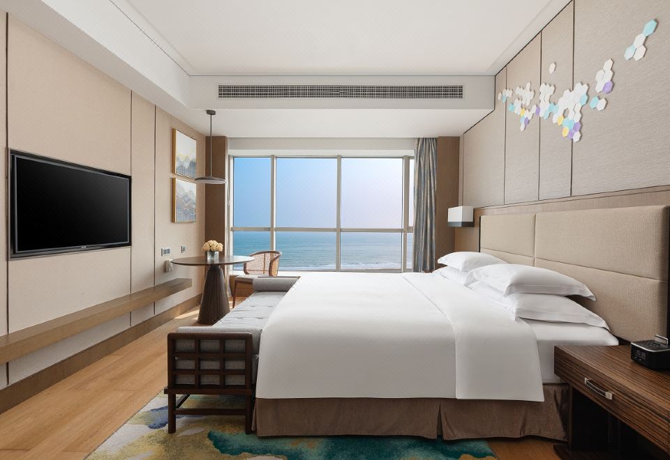 Crowne Plaza Beihai Silver BeachSuite - 1-Bedroom, Sea-View