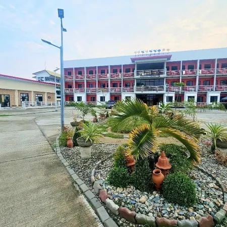 EC Hotel near Laoag Airport