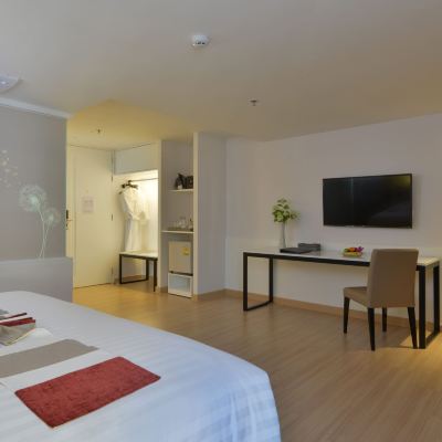 陽台豪華房 曼谷勒特爾旅館優惠