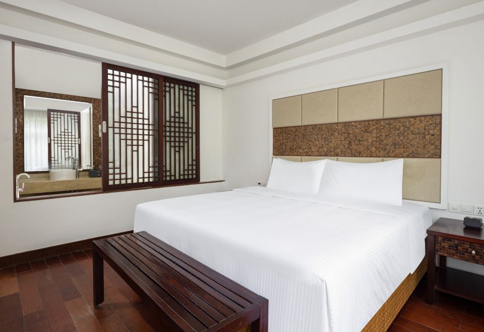 美爵高級大床房（園景）