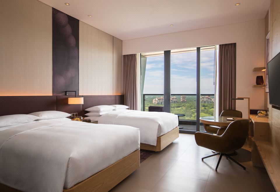 家庭雙臥高爾夫景聯通套房