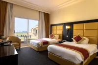 Royal Beach Hotel & Resort