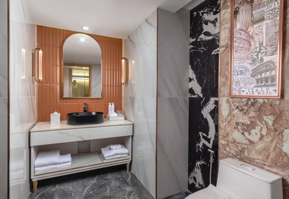 Pipa Hotel Bangkok Sukhumvit 11Family Connecting Room