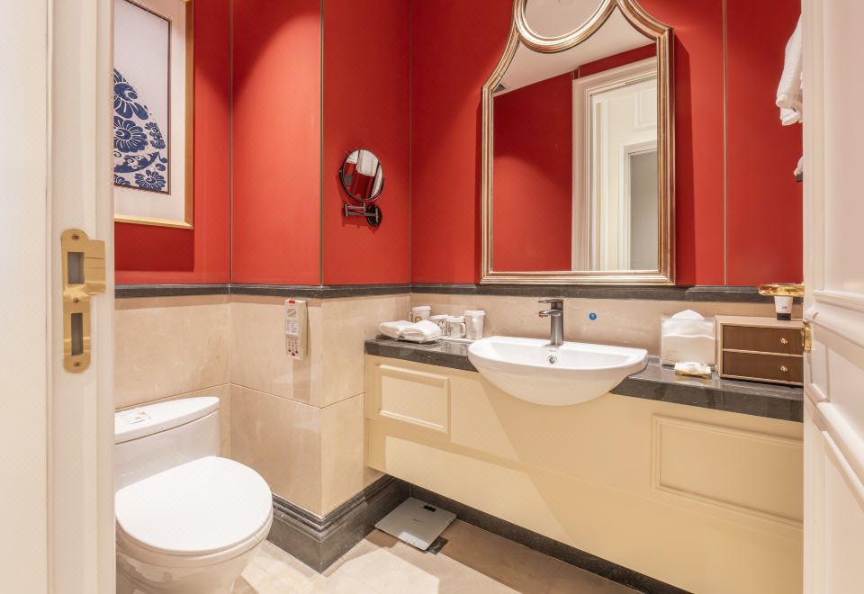 童趣湖景家庭房【大床+上下铺+小童玩具】