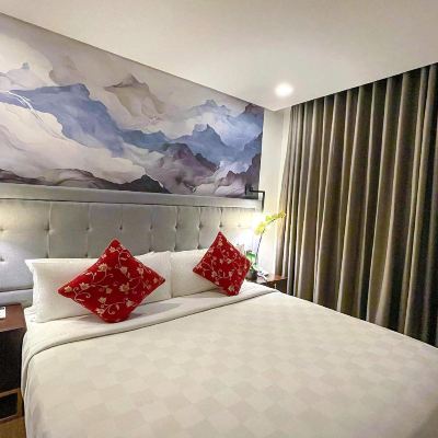 Deluxe Lakeview King Summit Ridge Tagaytay(Multiple Use Hotel) Promo Code