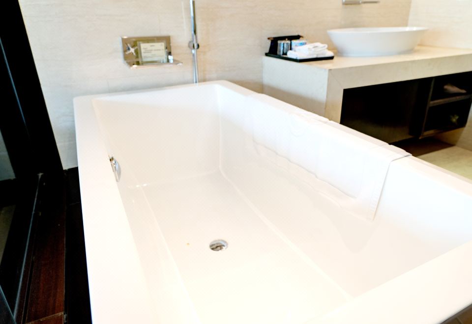 5號樓?動漫影院親子大床房