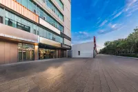Bole Miduo Sailimu Lake Hotel