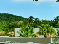 UECHAO HOTEL Hotele w: Wanning