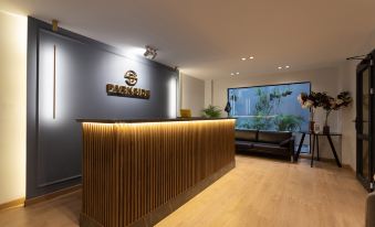 Parkside Boutique Serviced Apartments - Housity
