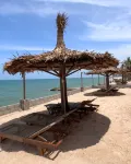 陽光海灘度假村