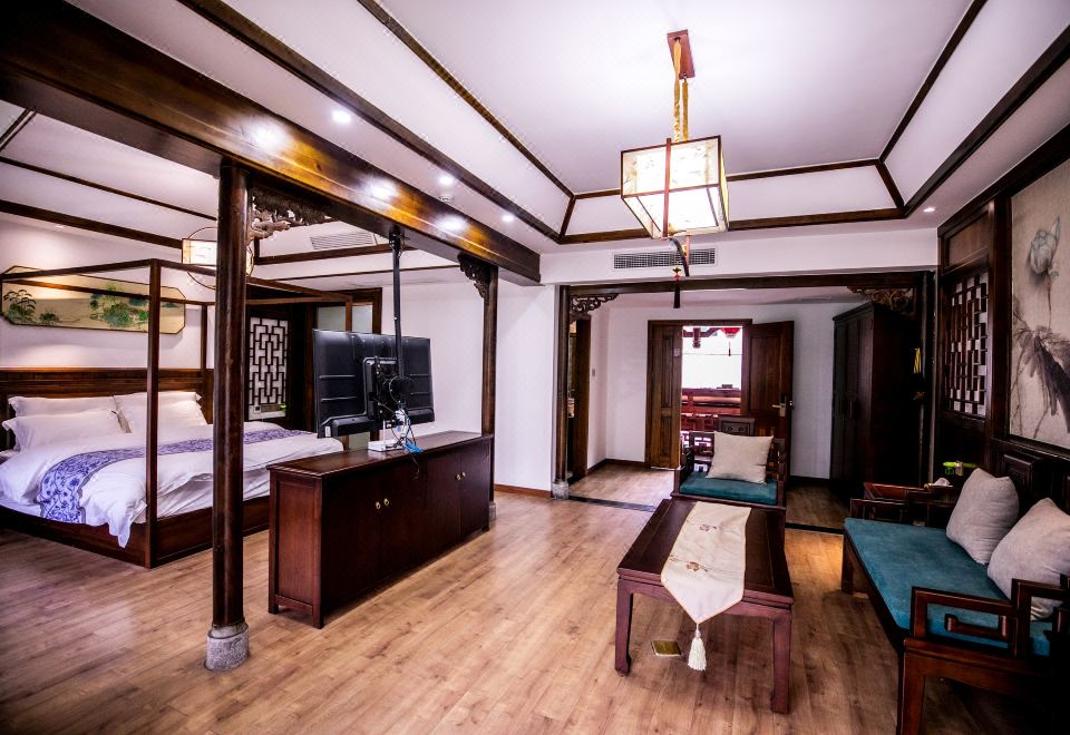 Furong Town Shuiyunxuan Inn (Furong Town Scenic Area)Suite - Near River